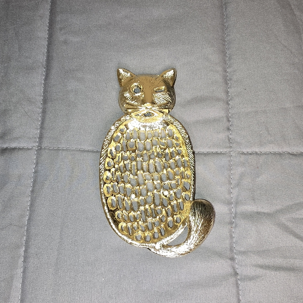 Vintage Gold Tone Winking Cat Soap Dish / Trinket Tray